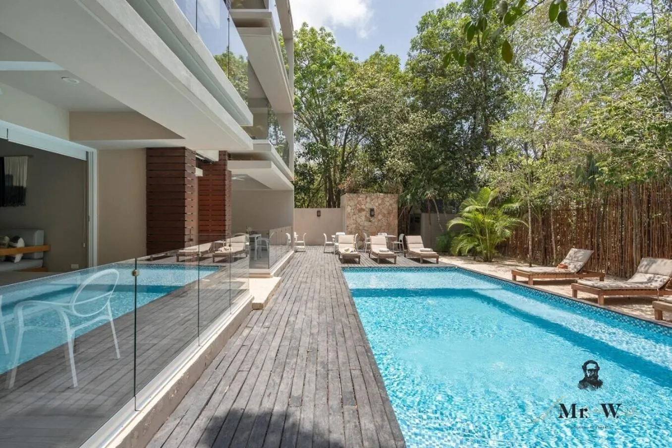 Full Space, 6 Condo Building Tulum