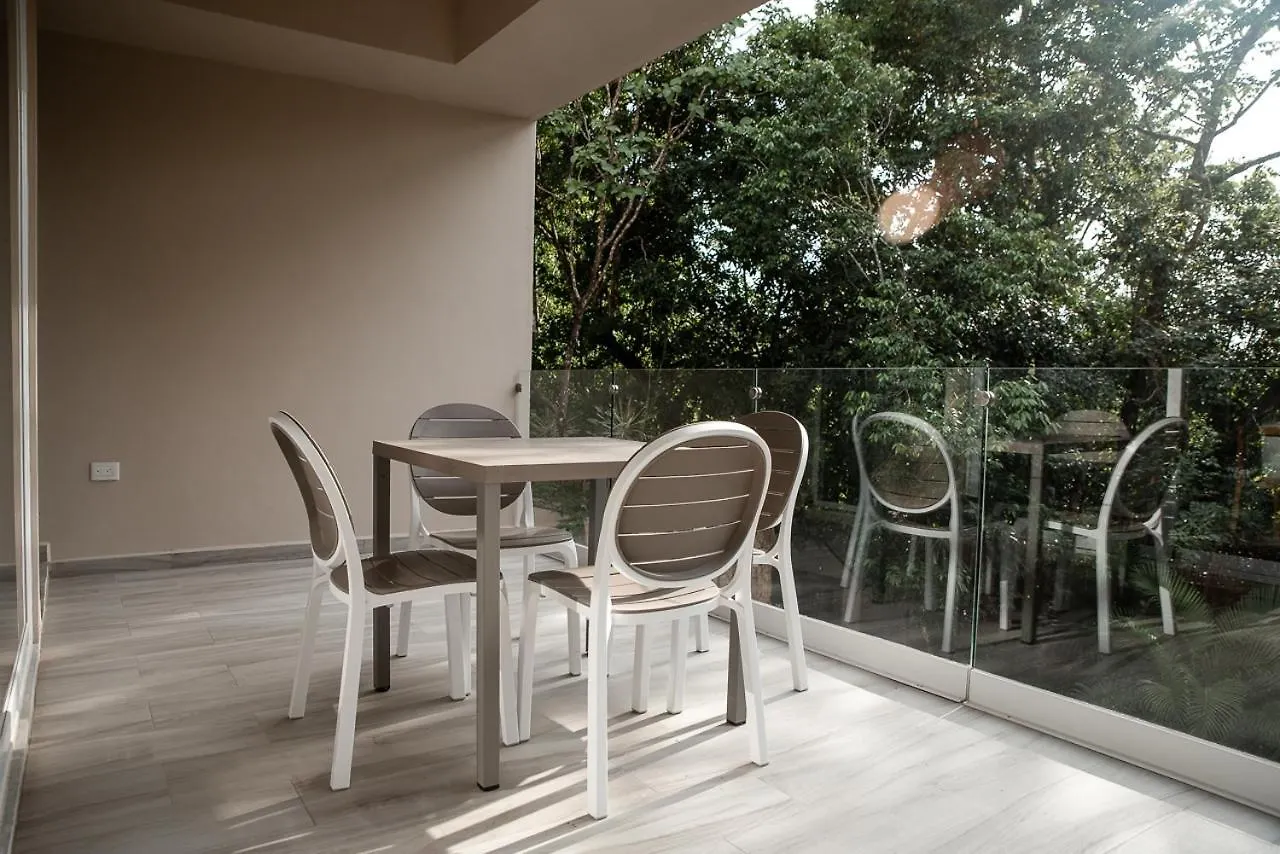 Full Space, 6 Condo Building Tulum 0*,